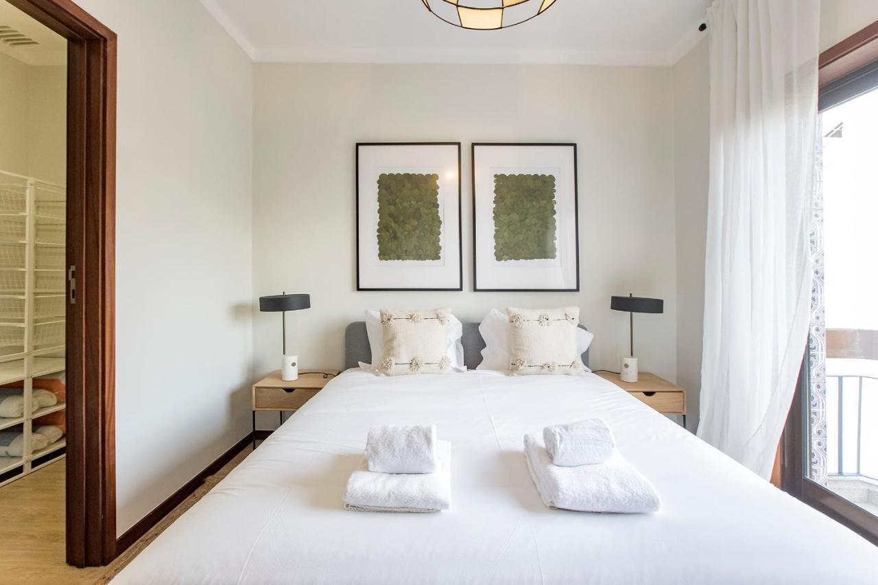 2Br Flat In Bonfim W/ Ac & Balcony By Lovelystay Porto Exteriér fotografie