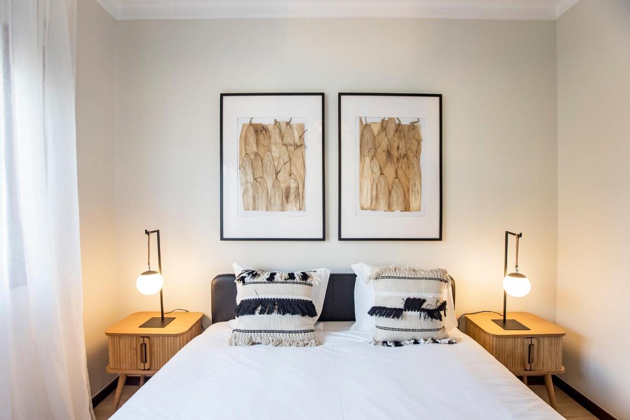 2Br Flat In Bonfim W/ Ac & Balcony By Lovelystay Porto Exteriér fotografie